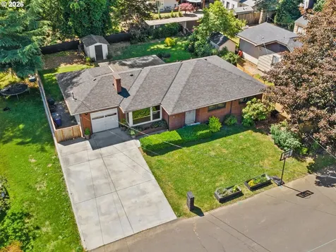 363 9th Street Washougal WA 98671