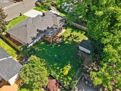 363 9th Street Washougal WA 98671