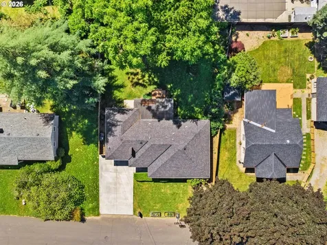 363 9th Street Washougal WA 98671