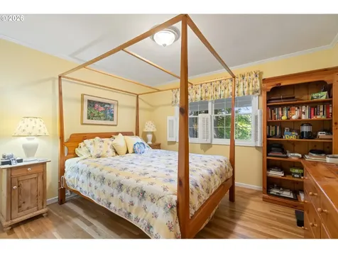 6316 SW Canby Street Portland OR 97219