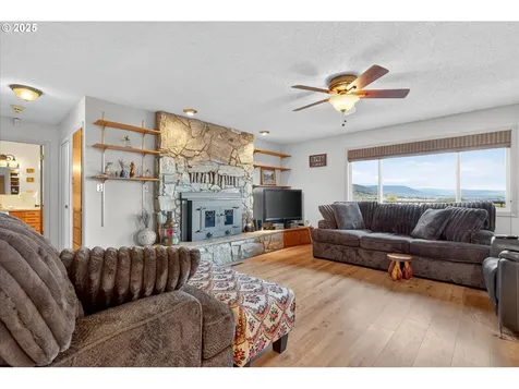 1025 17th Street Baker City OR 97814