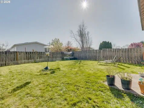 1892 SW Fellows Street Mcminnville OR 97128
