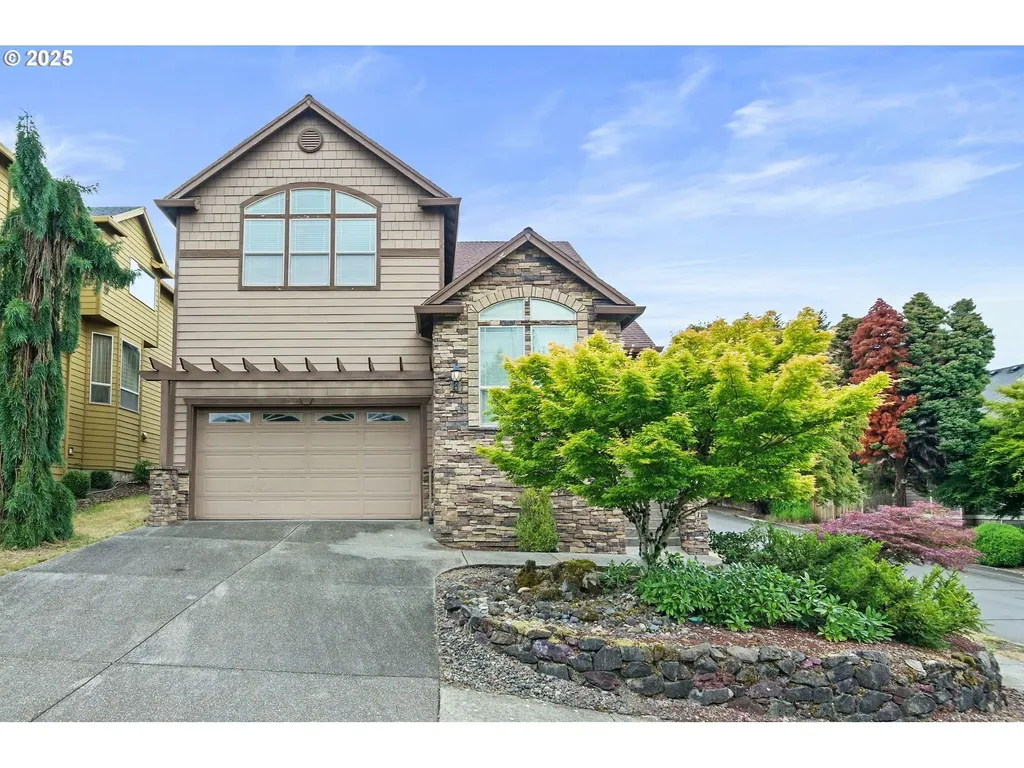 817 W S Street Washougal WA 98671