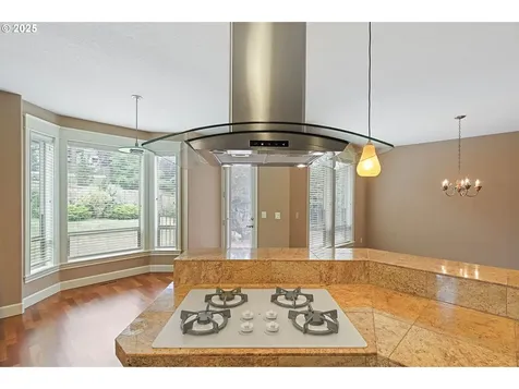 817 W S Street Washougal WA 98671