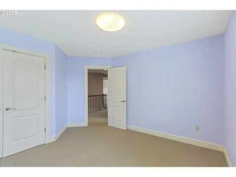 817 W S Street Washougal WA 98671