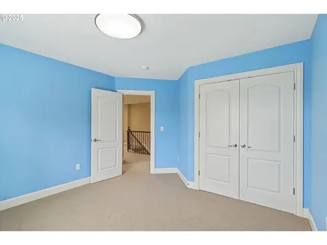 817 W S Street Washougal WA 98671