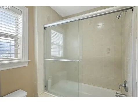 817 W S Street Washougal WA 98671