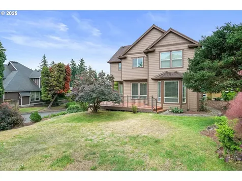 817 W S Street Washougal WA 98671