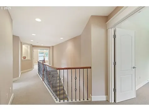 817 W S Street Washougal WA 98671