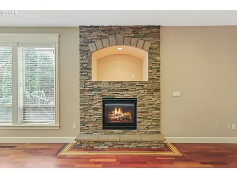 817 W S Street Washougal WA 98671