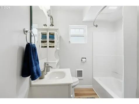1625 E 13th Place The Dalles OR 97058
