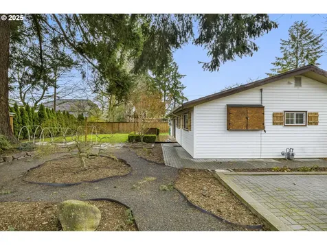 300 SW 141st Avenue Beaverton OR 97006