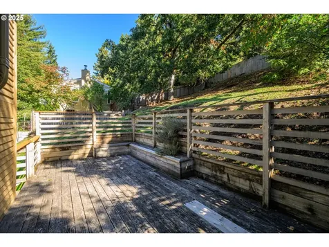 5285 Saratoga Street Eugene OR 97405