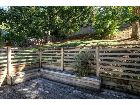 5285 Saratoga Street Eugene OR 97405