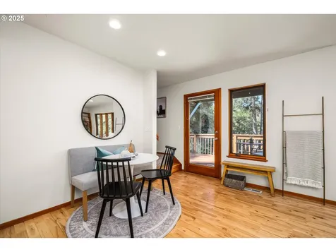 5285 Saratoga Street Eugene OR 97405