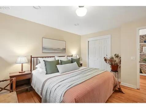 13243 NE Sacramento Drive Portland OR 97230