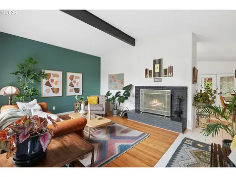 13243 NE Sacramento Drive Portland OR 97230