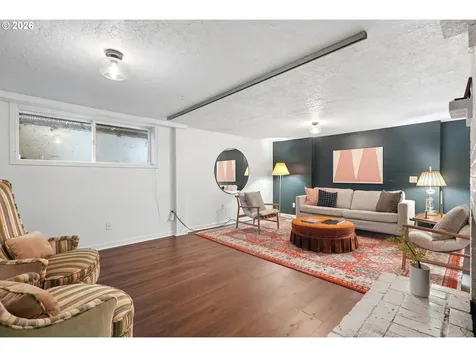 13243 NE Sacramento Drive Portland OR 97230