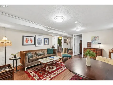 13243 NE Sacramento Drive Portland OR 97230