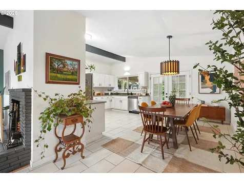13243 NE Sacramento Drive Portland OR 97230