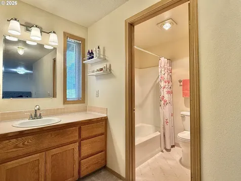 2822 NW Ivy Lane Camas WA 98607