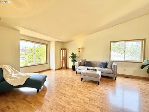 2822 NW Ivy Lane Camas WA 98607