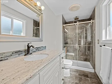 2534 Westwind Avenue NW Salem OR 97304