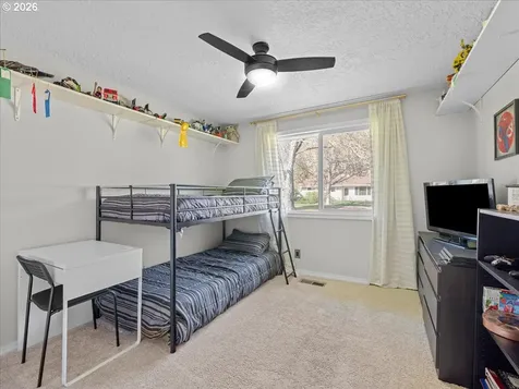2534 Westwind Avenue NW Salem OR 97304