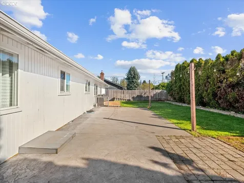 2534 Westwind Avenue NW Salem OR 97304