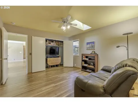 12335 SW Faircrest Street Portland OR 97225
