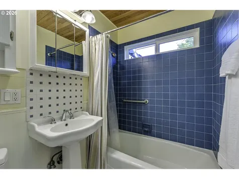 12335 SW Faircrest Street Portland OR 97225