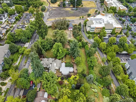 274 S Garden Way Eugene OR 97401