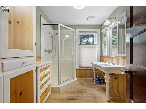 274 S Garden Way Eugene OR 97401
