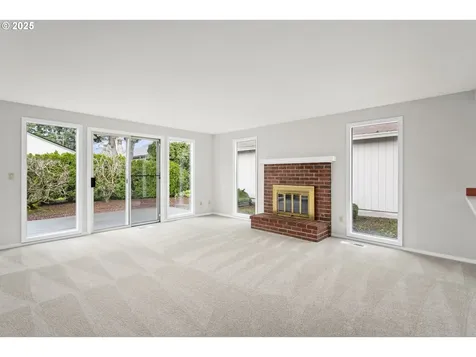 3208 SE 153rd Avenue Vancouver WA 98683