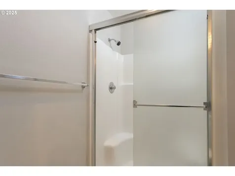 3208 SE 153rd Avenue Vancouver WA 98683