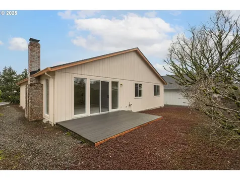 3208 SE 153rd Avenue Vancouver WA 98683