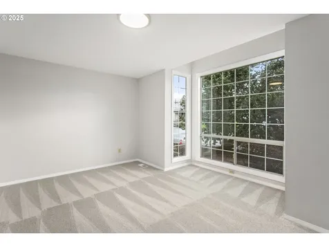 3208 SE 153rd Avenue Vancouver WA 98683