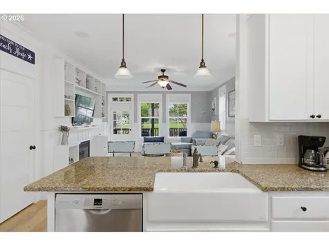 2793 SW Anemone Avenue Lincoln City OR 97367