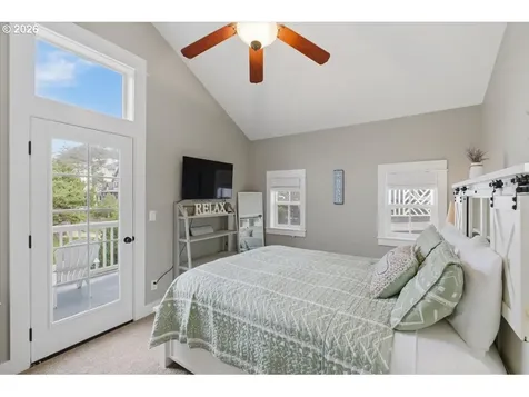 2793 SW Anemone Avenue Lincoln City OR 97367
