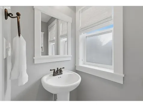 2793 SW Anemone Avenue Lincoln City OR 97367