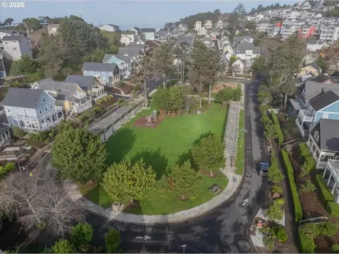 2793 SW Anemone Avenue Lincoln City OR 97367