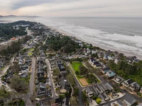 2793 SW Anemone Avenue Lincoln City OR 97367