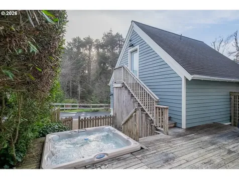 2793 SW Anemone Avenue Lincoln City OR 97367