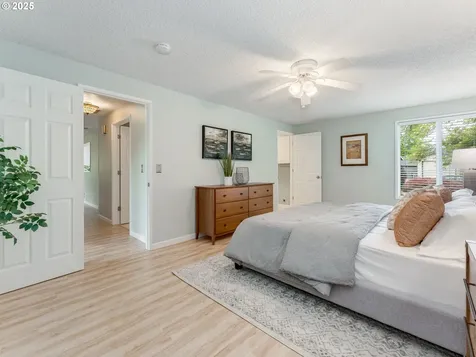 509 NW 22nd Street Mcminnville OR 97128