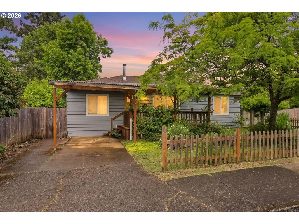 2199 Cleveland Street Eugene OR 97405