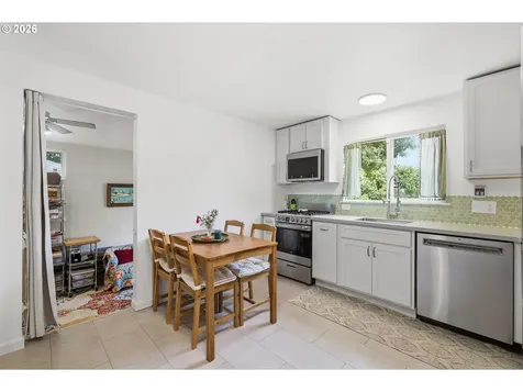 2199 Cleveland Street Eugene OR 97405