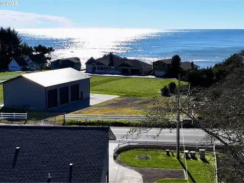 15289 Oceanview Drive Brookings OR 97415