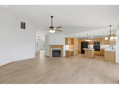 738 Roosevelt Street NW Salem OR 97304