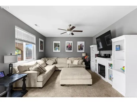 1506 W 12th Street La Center WA 98629