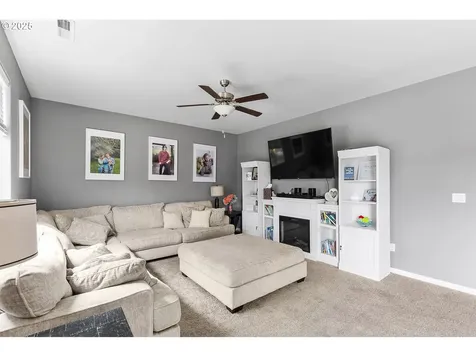 1506 W 12th Street La Center WA 98629